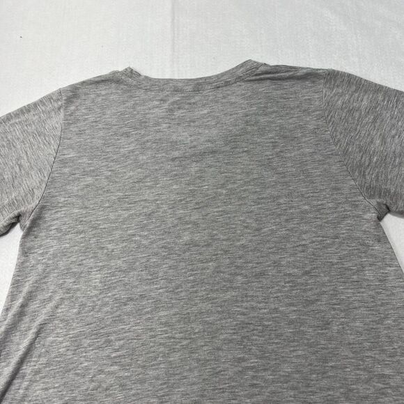 Disney Cast Exclusive Collection Women's Large Short Sleeve Gray Floral T Shirt - Picture 12 of 12